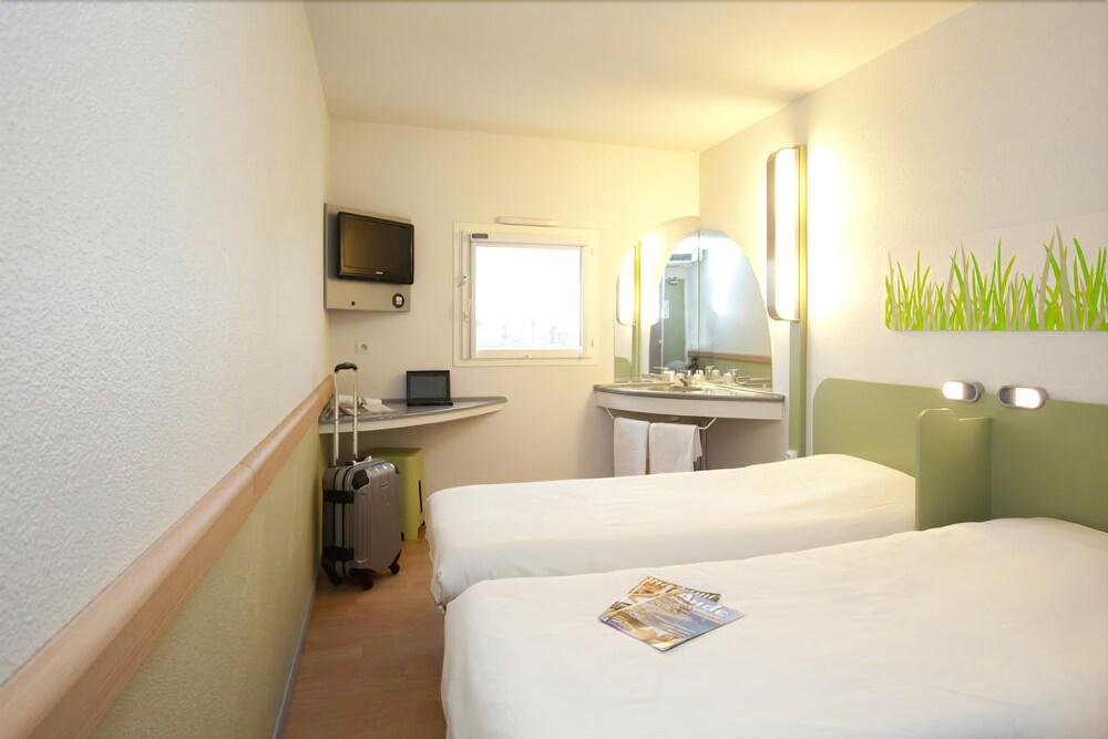 Ibis Budget Carcassonne La Cite Buitenkant foto