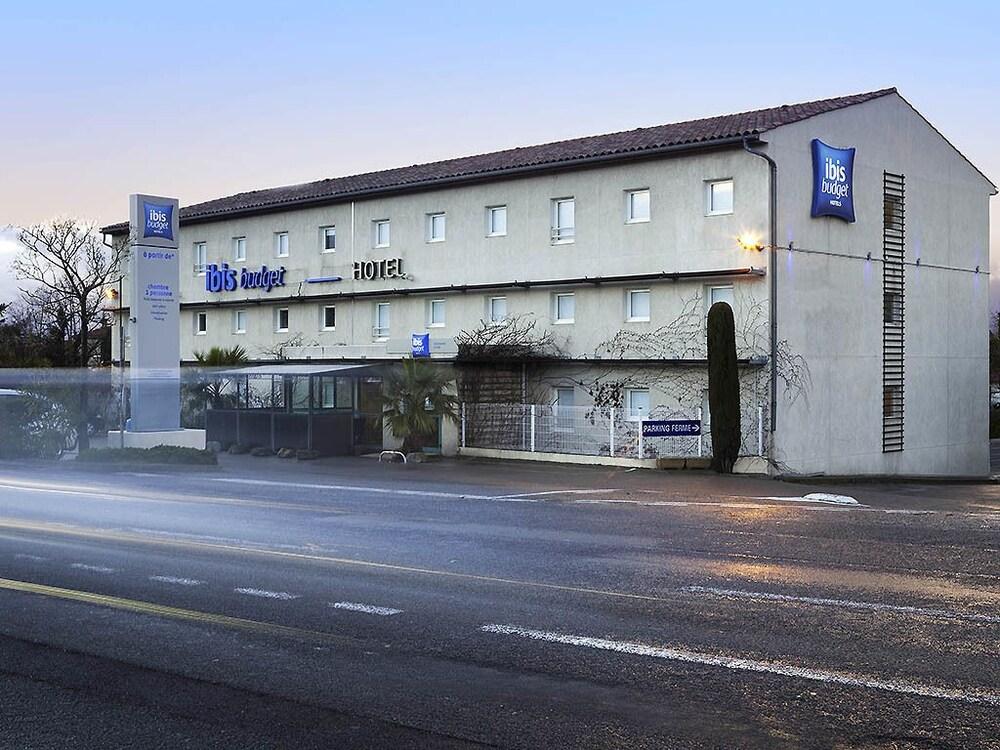 Ibis Budget Carcassonne La Cite Buitenkant foto