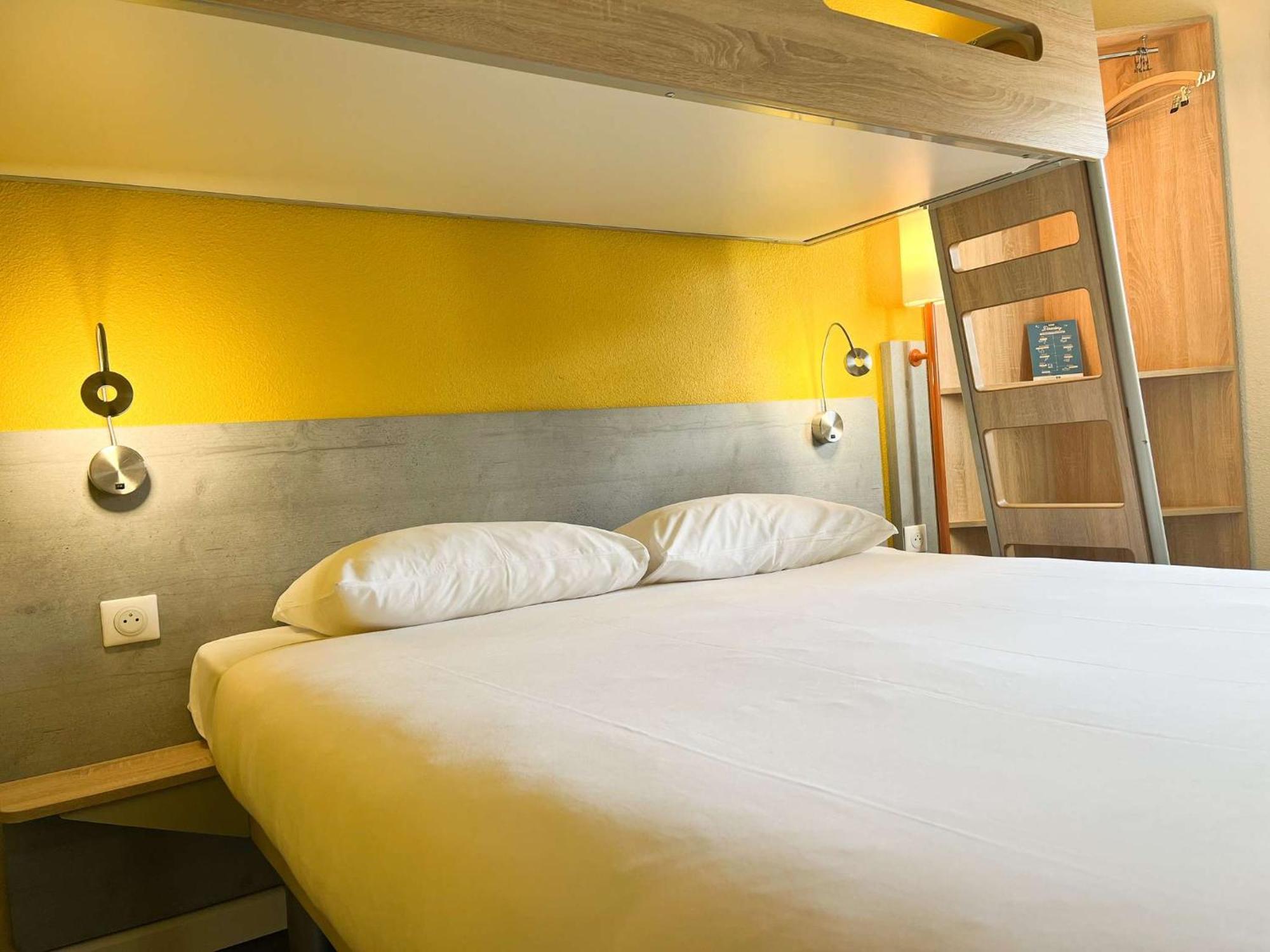 Ibis Budget Carcassonne La Cite Buitenkant foto