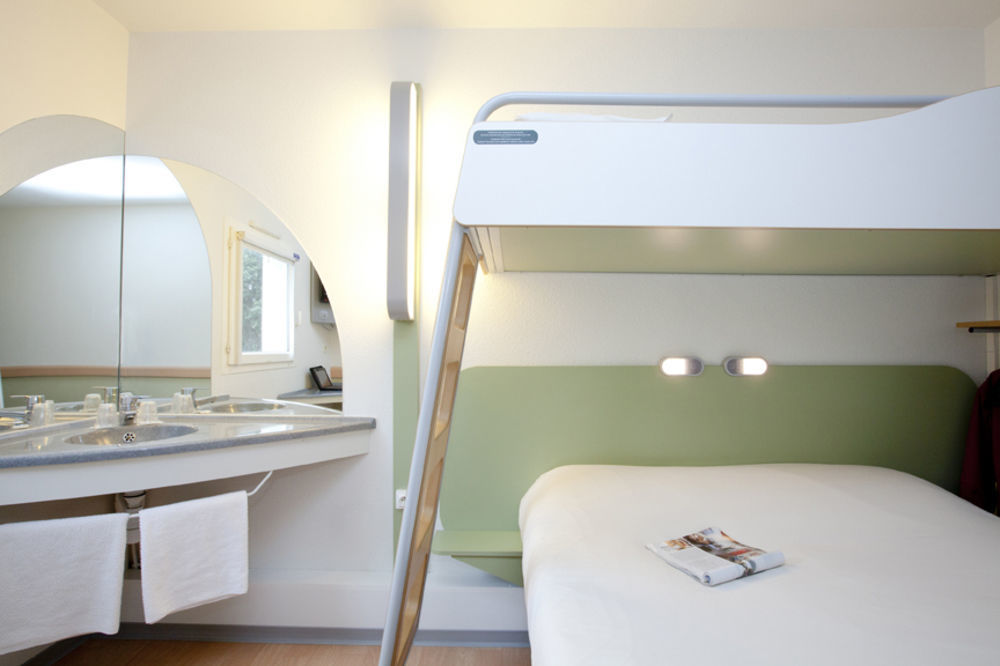 Ibis Budget Carcassonne La Cite Buitenkant foto