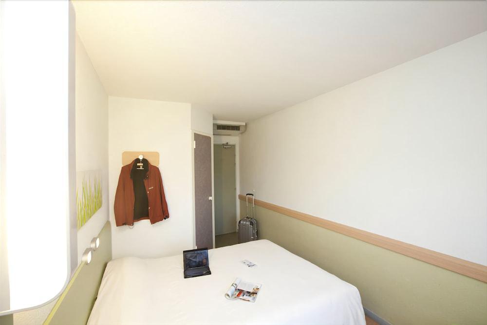 Ibis Budget Carcassonne La Cite Buitenkant foto